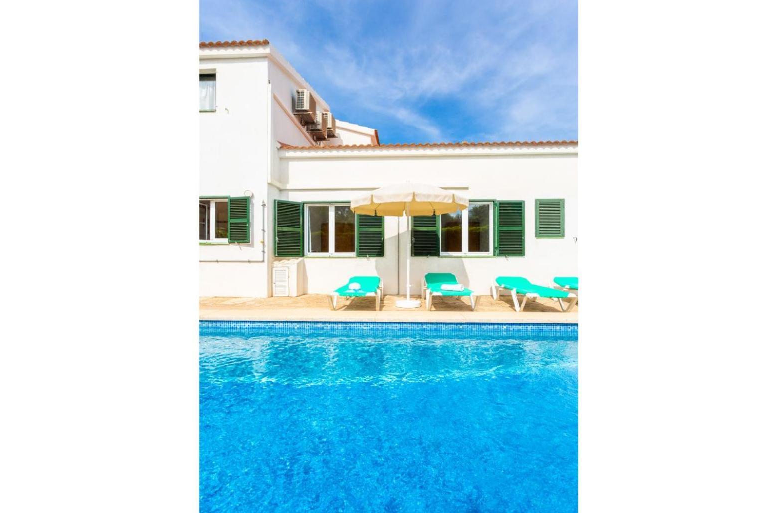 Villa Bini Estrella เอสคานูเทลส์ ภายนอก รูปภาพ