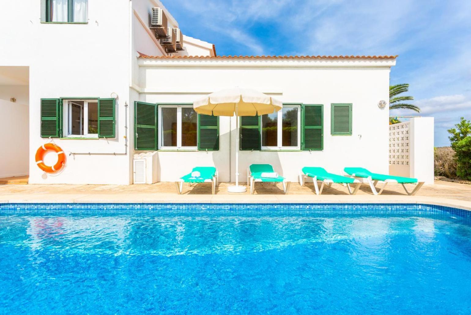 Villa Bini Estrella เอสคานูเทลส์ ภายนอก รูปภาพ